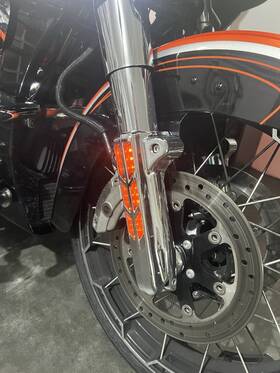 Ciro 3d 43001 Ciro-3d Forkini Fork Leg Cover With Leds For Harley-davidson Touring Motorcycles