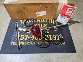 67624-64c Harley-davidson Oem Rear Signal Rotating Pursuit Pole Lamp Light Kit Flh Police