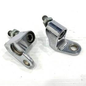 68266-03 Harley-davidson Oem 03-17 Dyna Softail Xl Front Turn Signal Swivel Mount Brackets Genuine