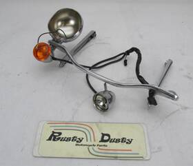 68645-05 Harley-davidson Softail Deluxe Passing Light Bar Auxiliary Lamp Flstn