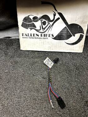 Harley-davidson 70327-04 Genuine Touring Lighted License Plate Adapter Wiring Harness
