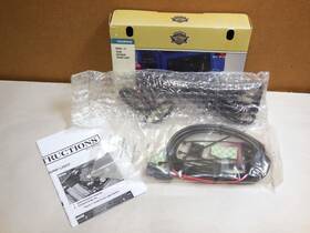 Ft09-ft25 Harley-davidson 83946-11 Oem Flhtcutg Trike Led Trunk Interior White Light Kit