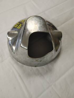 Honda 61301-mb1-003 1982-1983 Magna Vf750 Headlight Bucket Case