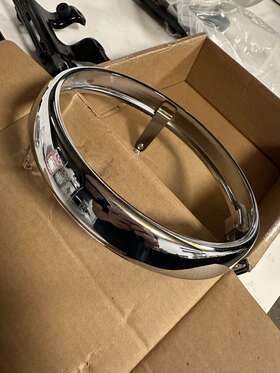 T2704014 Triumph T2700004 Oem Chrome Headlight Bezel Thruxton Bonneville R Rs Tfc