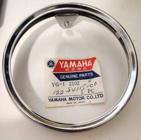 122-84115-00 Yamaha Head Lamp Rim Yg1 Vintage New 122-84115-00 Yamaha Head Lamp Rim Yg1 Vintage New