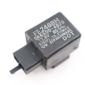 Yamaha 3gm-83350-01-00 01 02 03 04 05 2001 2005 Fz1 Turn Signal Flasher Relay Switch Blinker C54